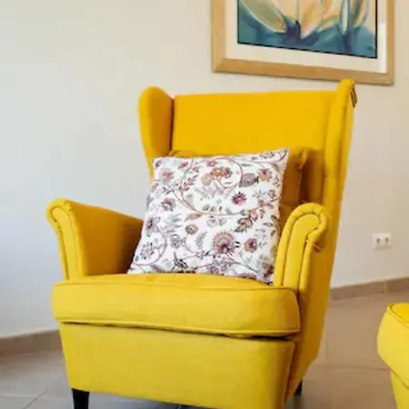 Wow Flat, Birdie, Golf, & Swimming Pool Apartment