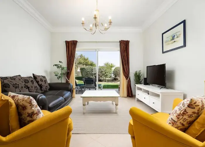 Wow Flat, Birdie, Golf, & Swimming Pool Appartement Lagos