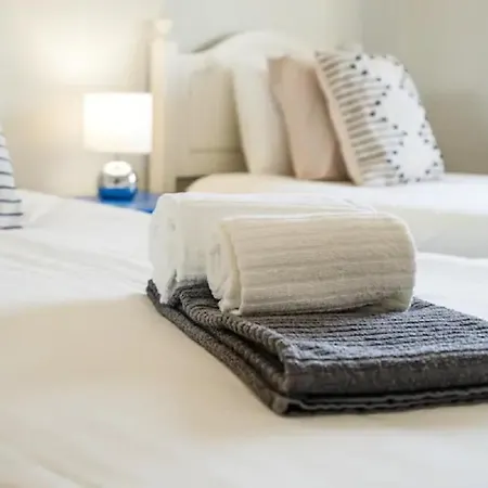 Wow Flat, Birdie, Golf, & Swimming Pool Apartman Lagos
